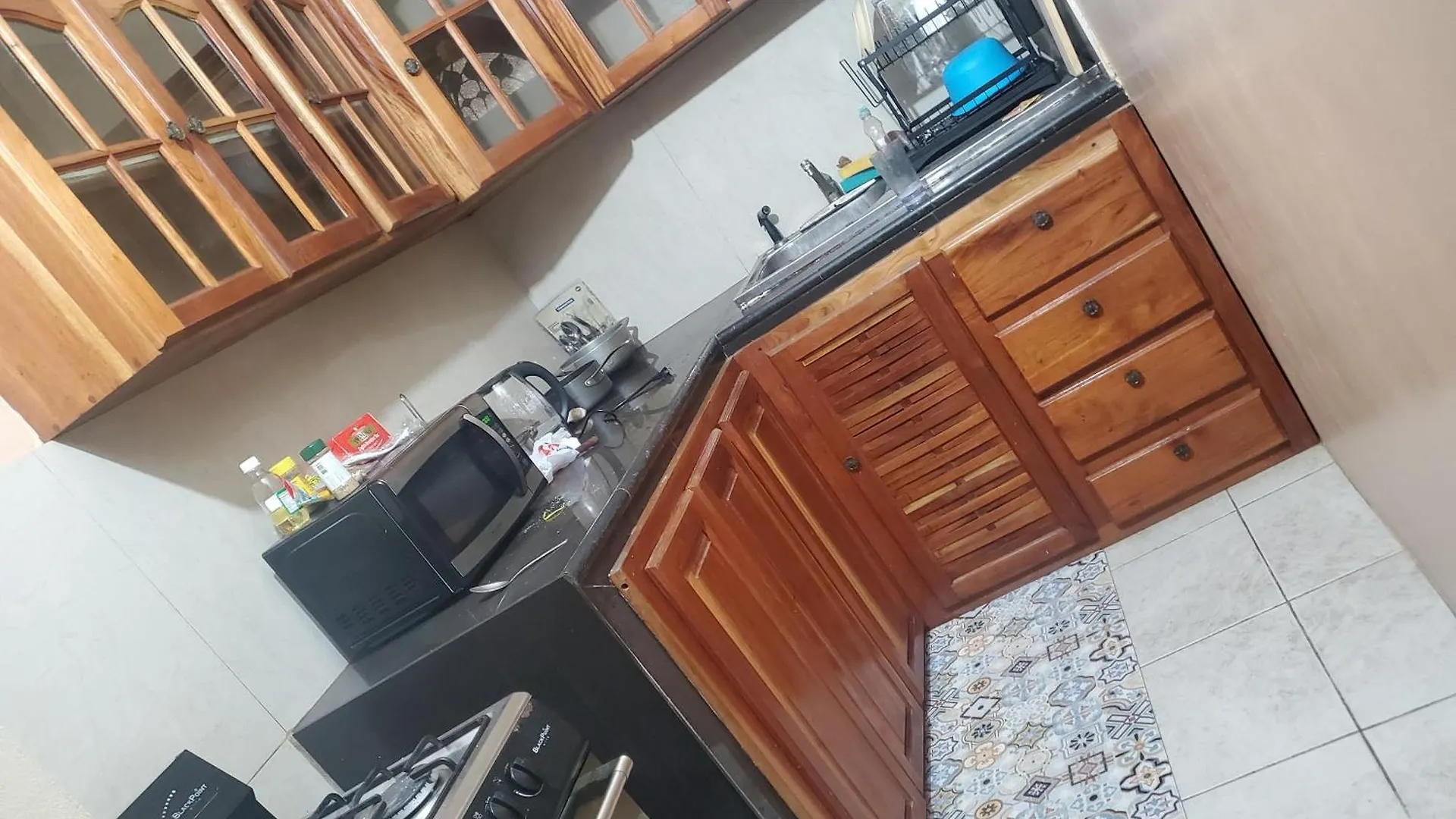 Homestay Omars Stylish Villa Montego Bay